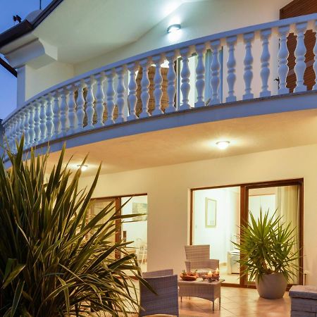 Apartments Villa Rosi Umag Extérieur photo