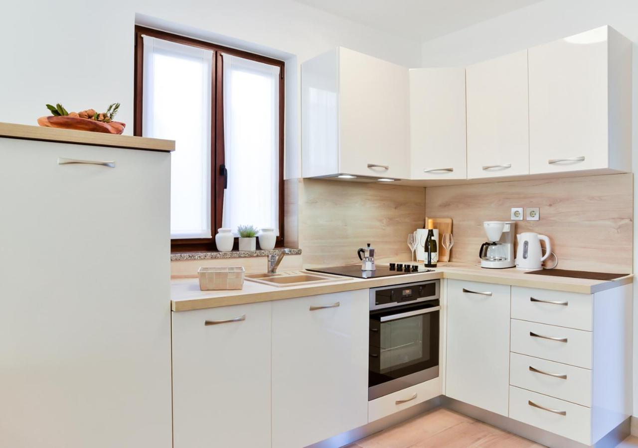 Apartments Villa Rosi Umag Extérieur photo