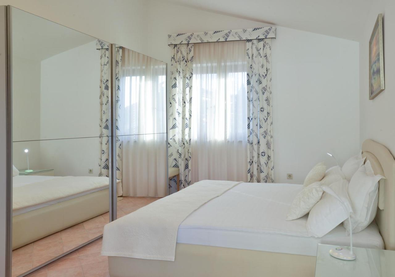 Apartments Villa Rosi Umag Extérieur photo