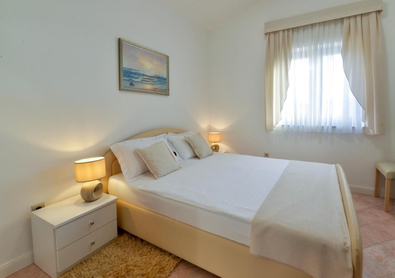 Apartments Villa Rosi Umag Extérieur photo